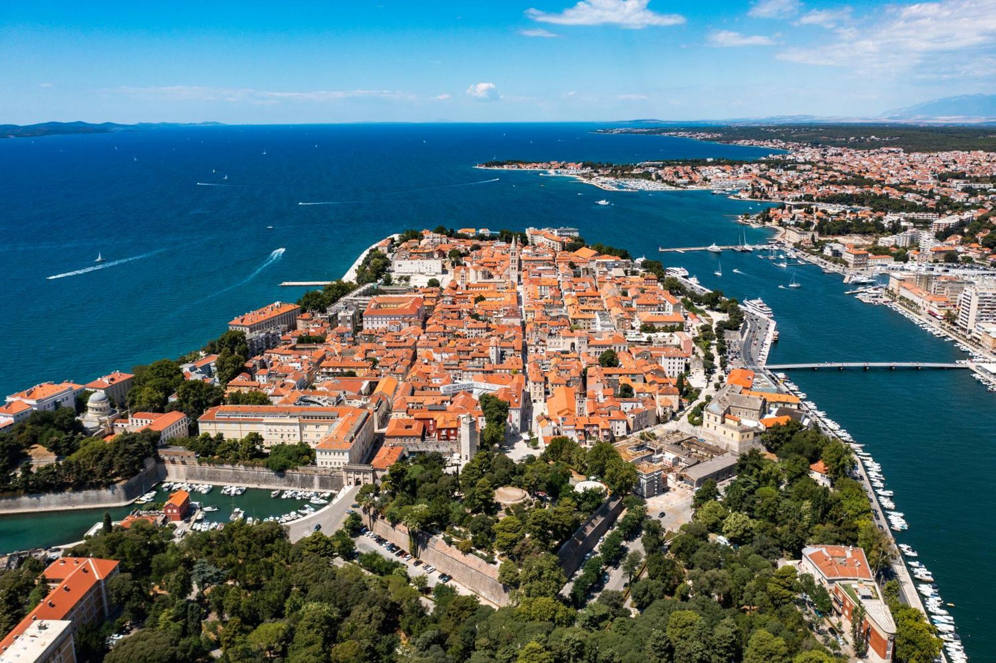 Family Apartments Zadar - Ryanair Exclusive Ngoại thất bức ảnh
