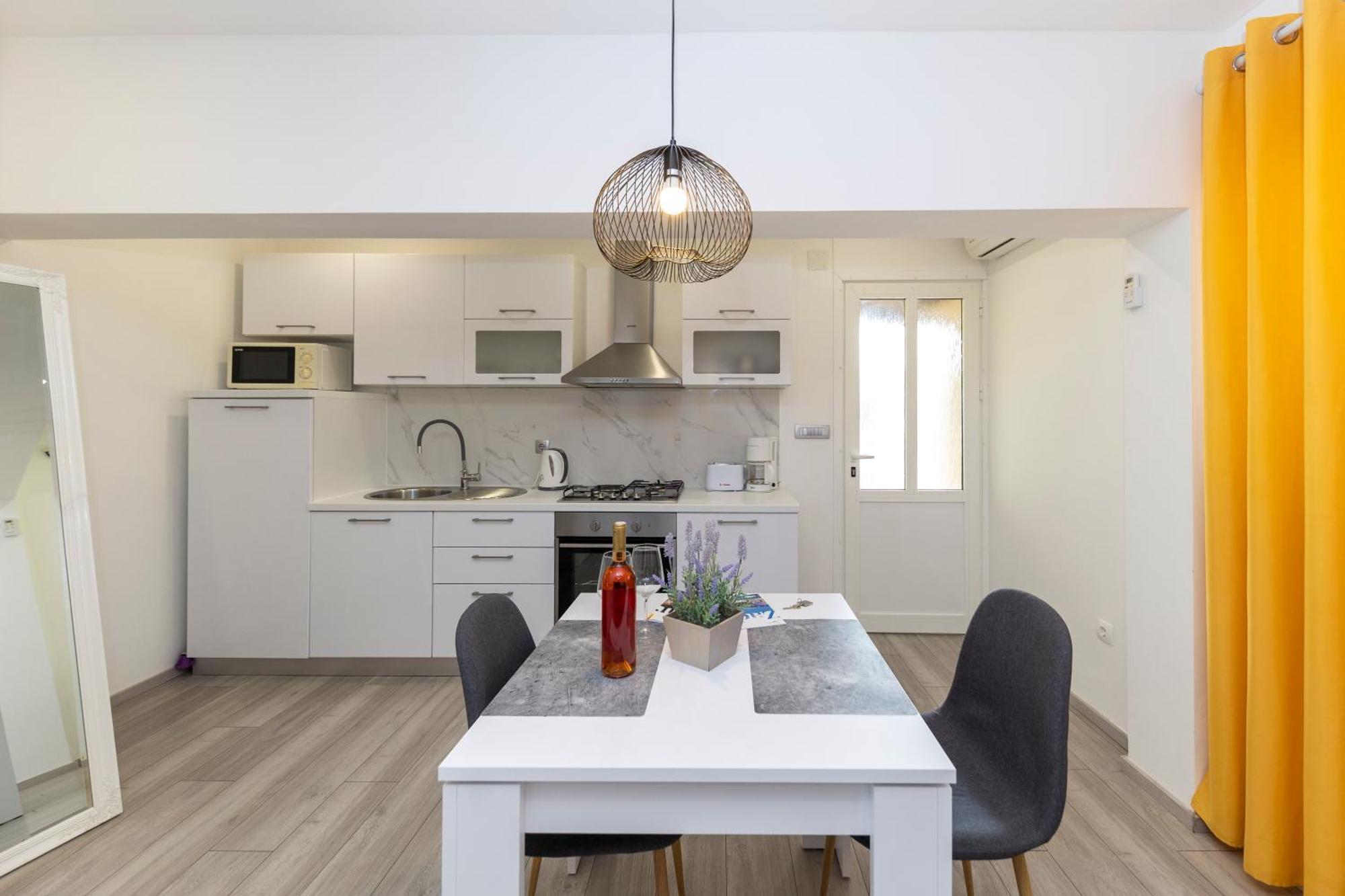 Family Apartments Zadar - Ryanair Exclusive Ngoại thất bức ảnh