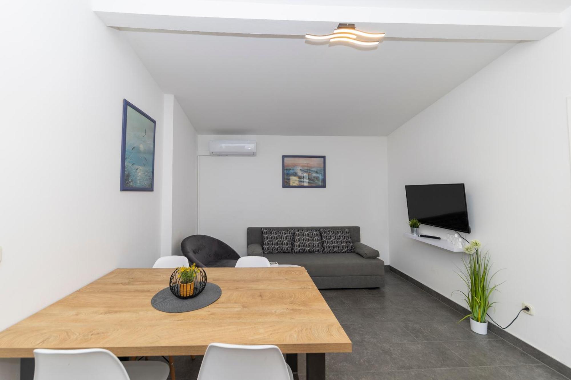 Family Apartments Zadar - Ryanair Exclusive Ngoại thất bức ảnh