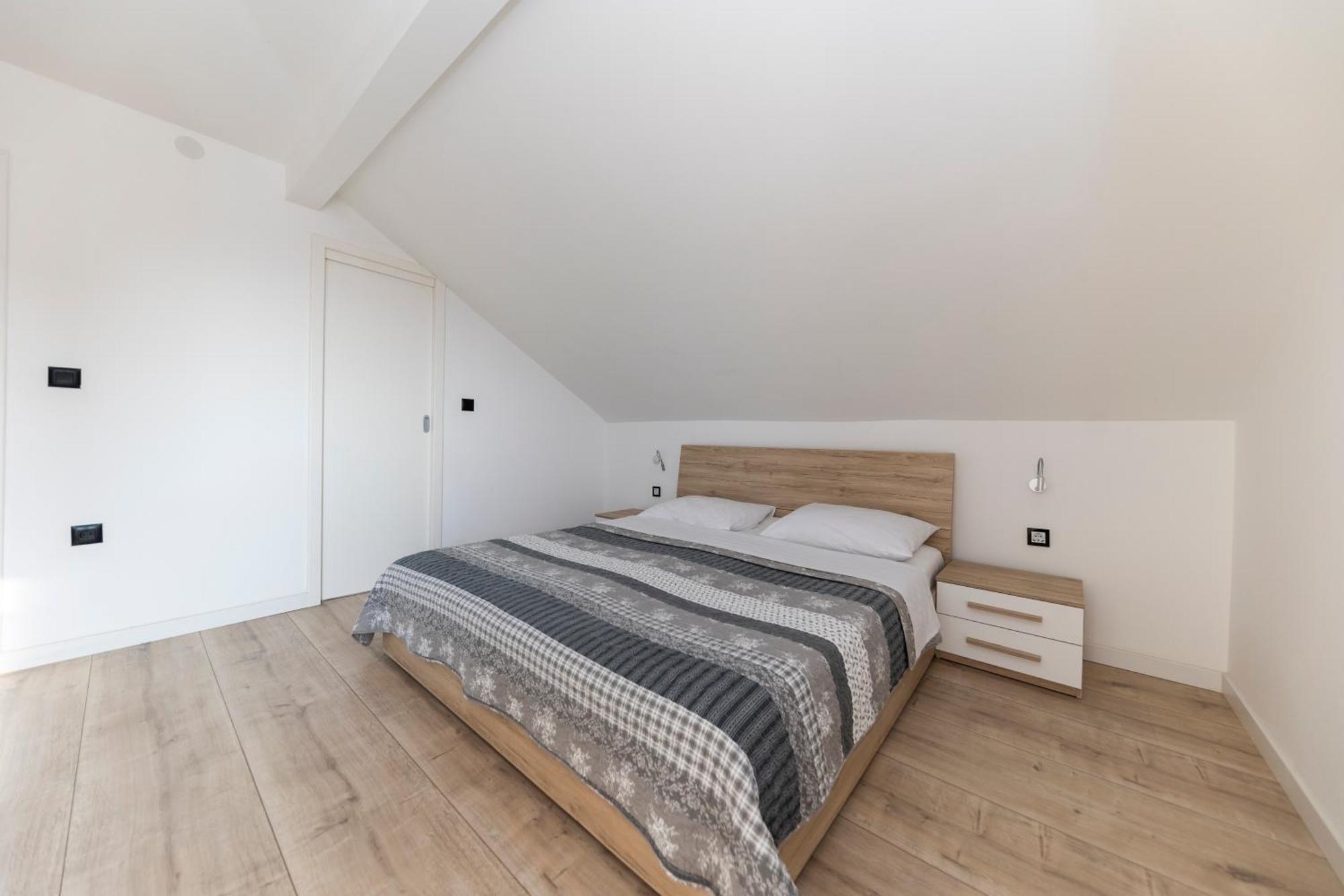 Family Apartments Zadar - Ryanair Exclusive Ngoại thất bức ảnh