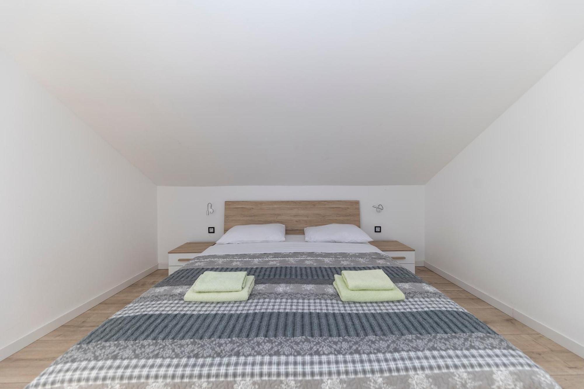 Family Apartments Zadar - Ryanair Exclusive Ngoại thất bức ảnh