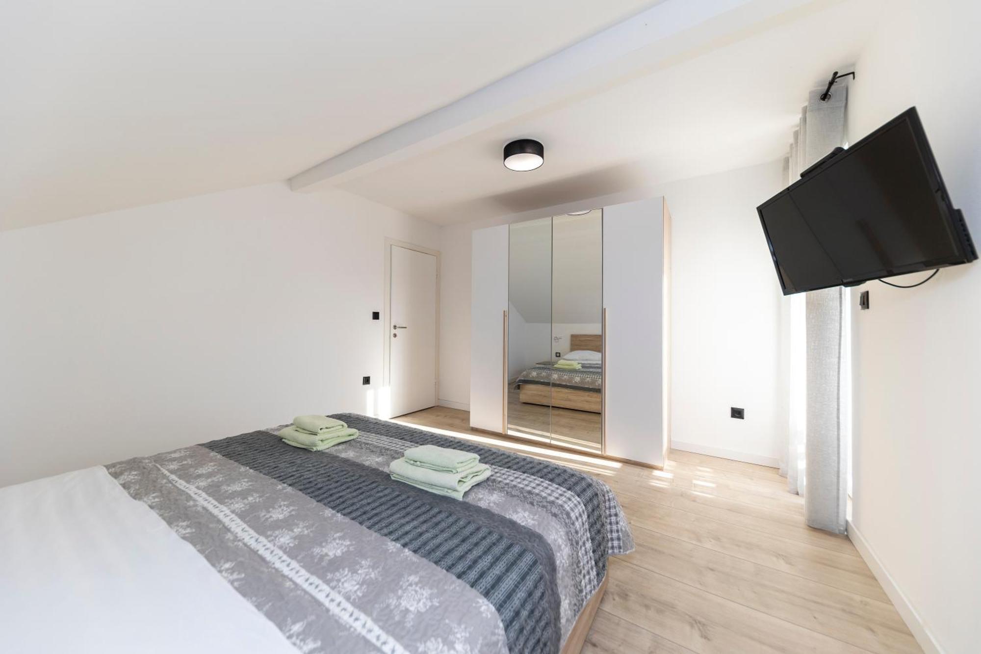 Family Apartments Zadar - Ryanair Exclusive Ngoại thất bức ảnh