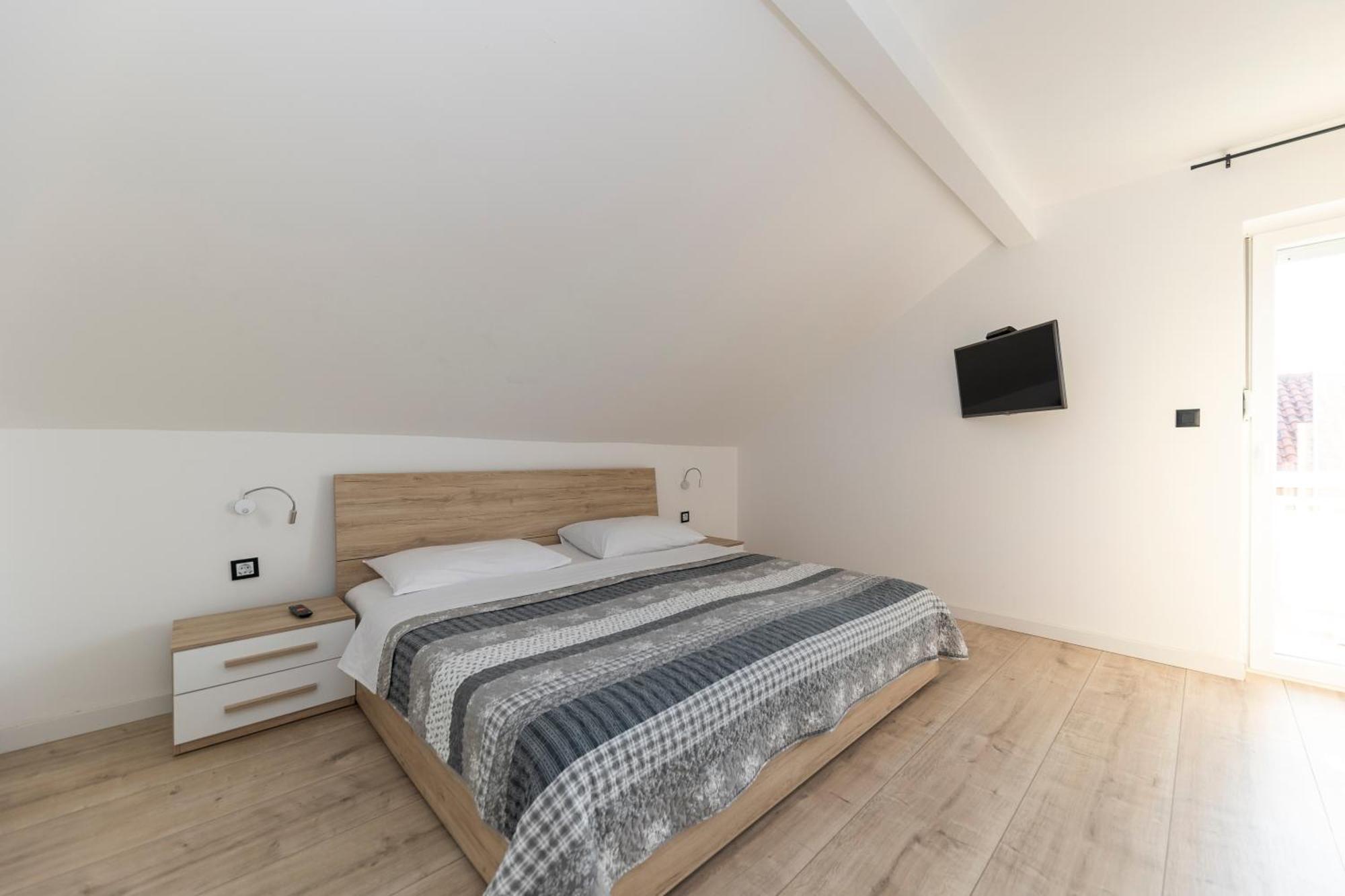 Family Apartments Zadar - Ryanair Exclusive Ngoại thất bức ảnh